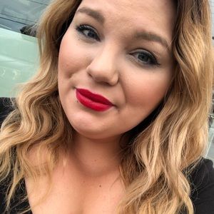 Meet your Posher, Roxanne